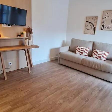 Apartment Limiria *